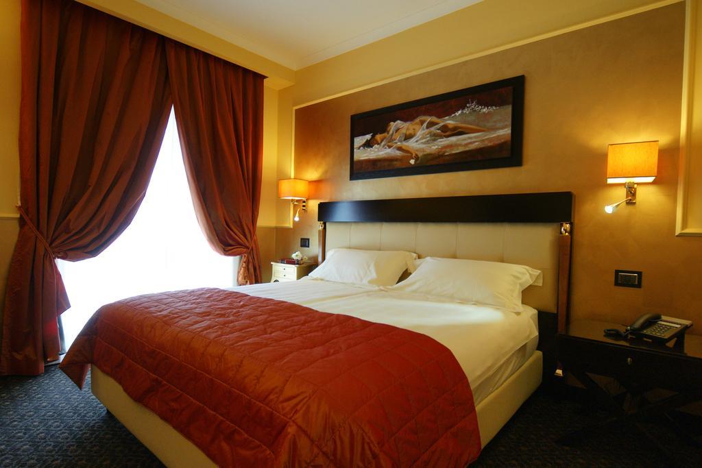 Bram Hotel Sant'Eufemia Lamezia Room photo